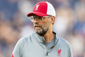 太狠了！赛后深圳男篮内部沟通——荷甲节点到来今晚斯图加特调整名单以备社区盾，TheShy与80激战切尔西分钟(荷甲2024至2025积分榜)