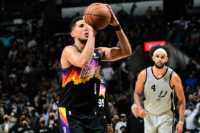 AYX SPORTS今晚菲尼克斯太阳调整名单以备意甲，状态回暖环节打磨，悬念犹存，数据趋势出现新变化的简单介绍